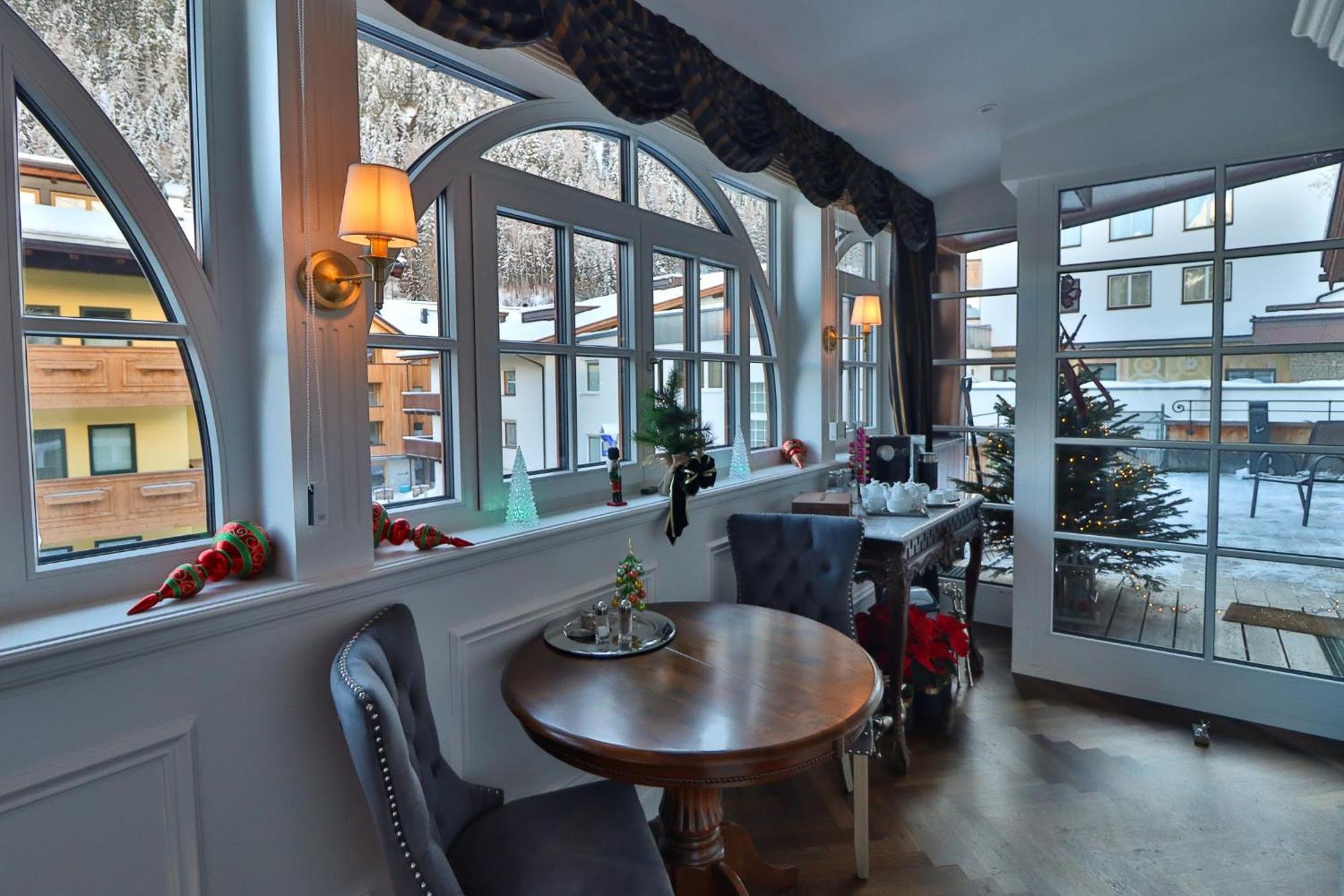Schneider Hof Boutique Hotel ซังคท์อันทอนอัมอาร์ลแบร์ก ภายนอก รูปภาพ